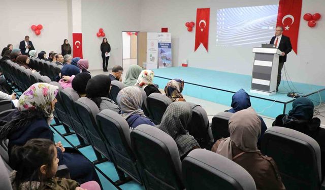 Ağrı’da kadınlara yönelik "Anne Akademisi Projesi" ile mesleki ve kişisel gelişim desteği