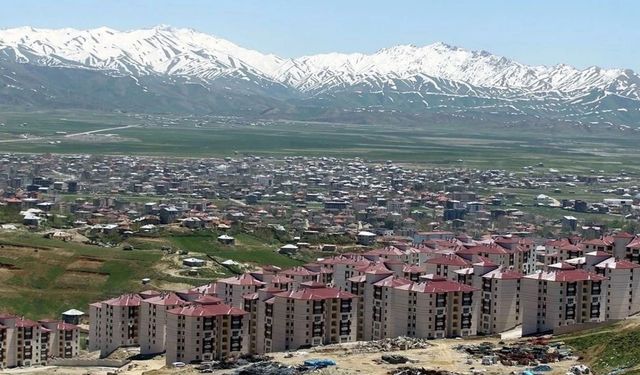 İl Olmaya Aday İlçeler Listesi Güncellendi: Yüksekova’da Listede!
