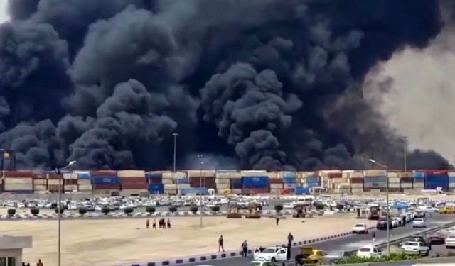 İranda şiddetli patlama: 14 ölü, 750 yaralı