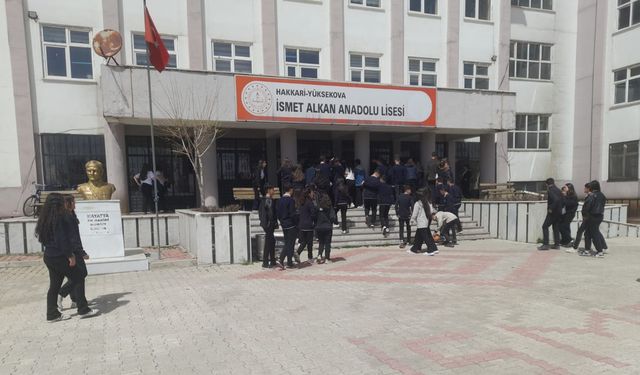 Yüksekova’da 28 bin öğrenci ders başı yaptı