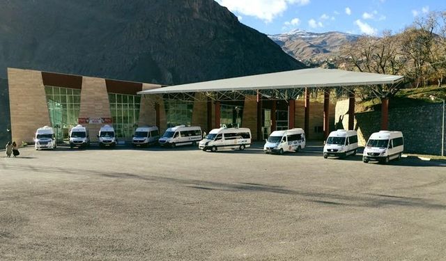Hakkari-Van Arası Ulaşıma Bir Zam Daha!