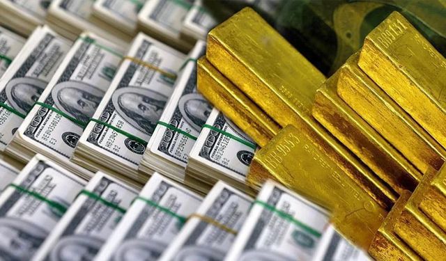 Haftanın ilk gününde piyasalar: Altın düşüşte, döviz yatay