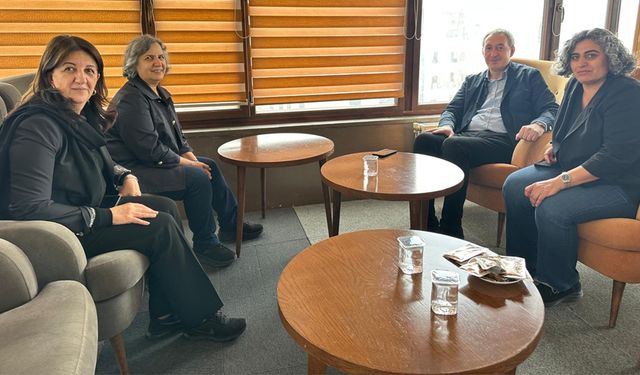 DEM Parti Heyeti, Hamit Geylani'nin Taziyesi İçin Yüksekova'da