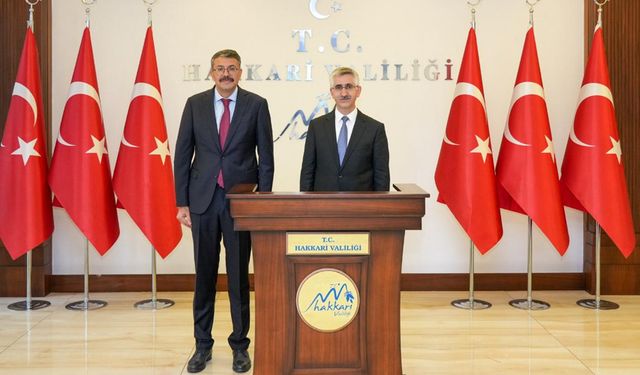 Milli Eğitim Bakan Yardımcısı Nazif Yılmaz, Hakkâri‘de