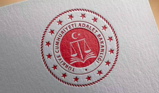 Adalet Bakanlığı'nda "bakan yardımcısı" kaldırıldı