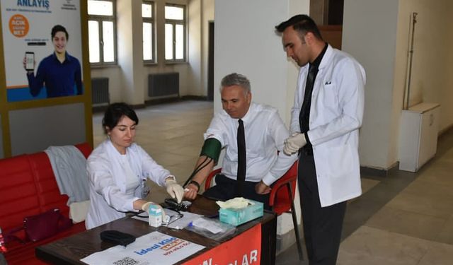 "İdeal Kilonu Öğren, Sağlıklı Yaşa" Projesi Hükümet Konağında Başladı