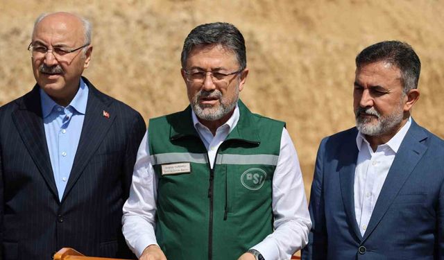 Bakan Yumaklı: "Yapay zeka sulama sistemlerine de entegre oldu"