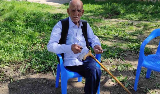 Tarihe tanıklık eden ömür: 136 yaşındaki Mehmet Reşit Ak’ın 28 çocuğu ve 250 torunu var