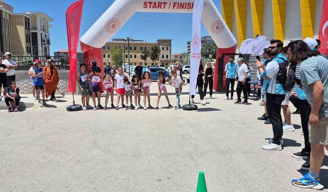 Van’da duatlon bölge yarışmaları yapıldı