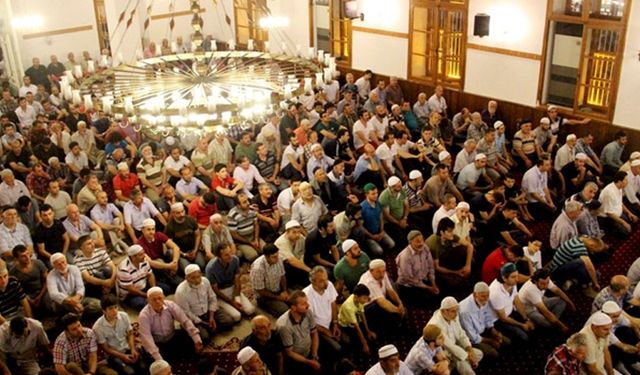 İl il 2025 Kurban Bayramı namaz saatleri