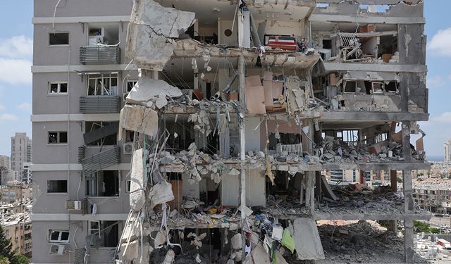 İsrail saldırılarında İran'da ölü sayısı 224'e yükseldi