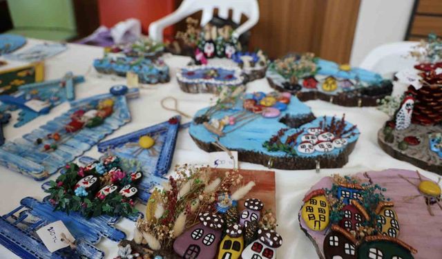 Adana’da el emeği göz nuru üretimle terapi