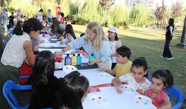 Midyat’ta 100’den fazla çocuk sanatla buluşarak hayallerini çizdi