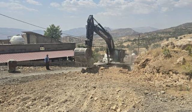 Şırnak’ta imara açılan bölgede yol çalışması başladı