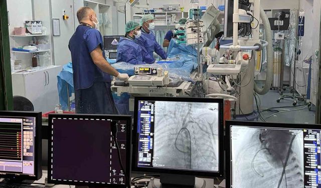 Ronya bebek cerrahi müdahaleye gerek kalmadan tedavi edildi