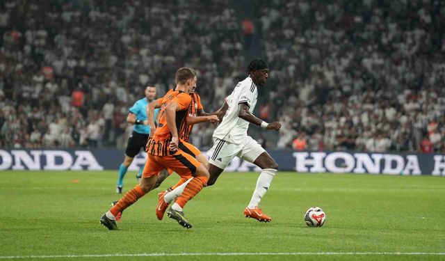 Beşiktaş kendi evinde Ukrayna ekibine 4-2 yenildi