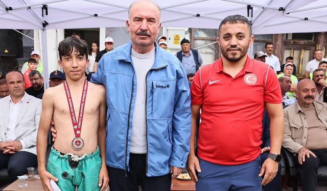 Yüksekovalı Yusuf Tali Türkiye Üçüncüsü Oldu