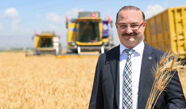 Rektör Hacımüftüoğlu: "Tarım, geleceğe umut ekmektir"