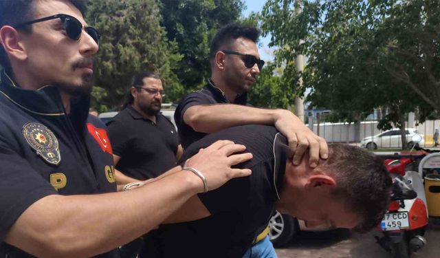 Kuyumcudan 18 bilezik gasbeden zanlı tutuklandı