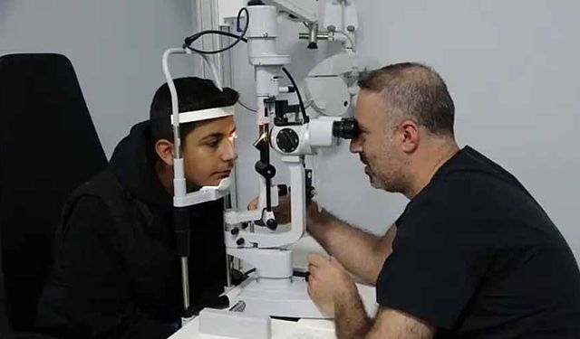 Van Eğitim ve Araştırma Hastanesi'nde 'cross-linking' yöntemiyle tedaviye başlandı