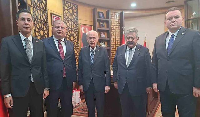 Bahçeli, Milli Dayanışma, Kardeşlik ve Demokrasi Komisyonu üyelerini kabul etti