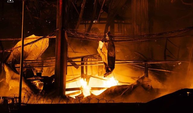 Rus ordusu Kiev'i vurdu: 2 ölü, 13 yaralı