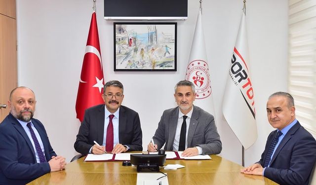 Yüksekova’ya 3 Bin Kişilik Yeni Tribün ve Kamp Eğitim Merkezi kurulacak