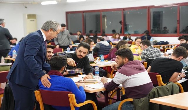 Egeli gençlerin vazgeçilmez mekânı: Ege Üniversitesi Merkez Kütüphanesi