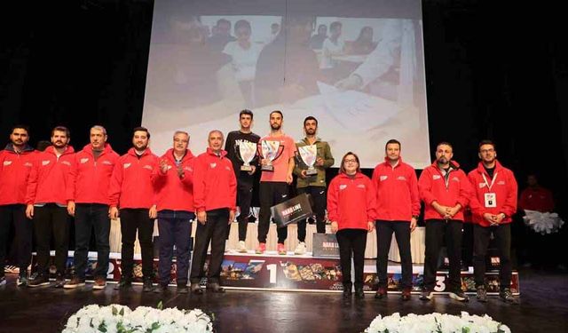 7. Gazi Yarı Maratonu’nda ödüller sahiplerini buldu