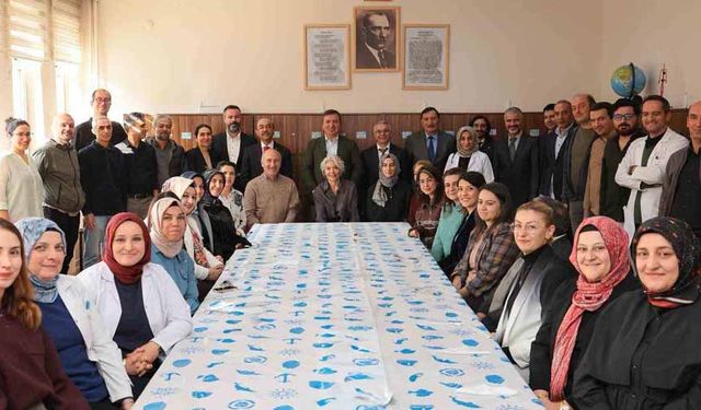 Vali Aydoğdu: "Eğitimin gücü öğretmenlerimizin emeğiyle yükseliyor"