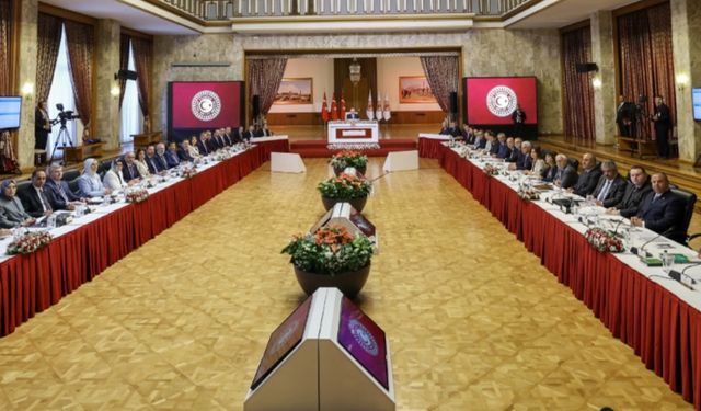 Çözüm Komisyonu üyesi üç vekil bugün İmralı'ya gidiyor