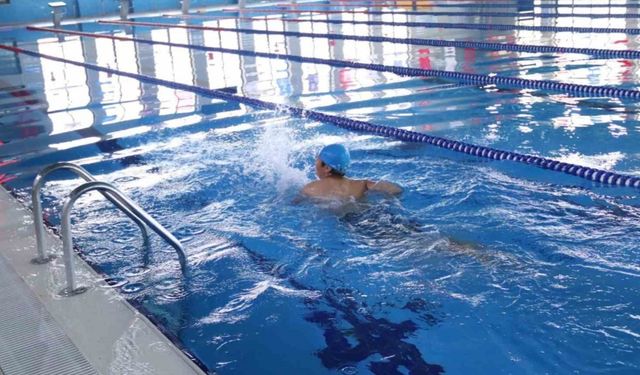 Öğretmenler Günü’ne Özel Yüzme Müsabakaları Düzenlenecek