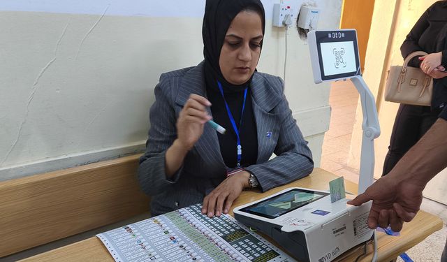 Irak’ta genel seçim için düzenlenen özel oylamaya katılım yüzde 82,42 oldu