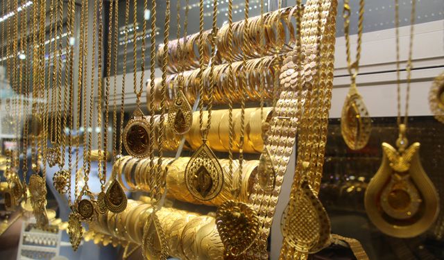 Düğün takılarını dikkatli harcayın