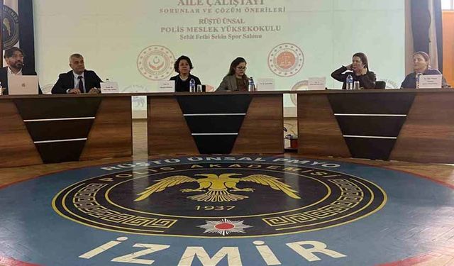 ‘Köklü Gelenekten Modern Geleceğe’ Aile Çalıştayı İzmir’de gerçekleştirildi