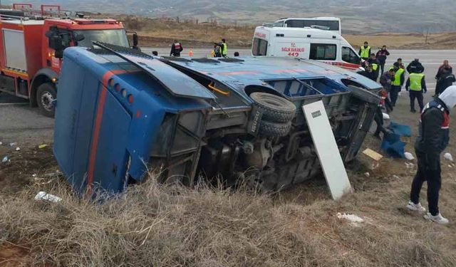 Cezaevi nakil aracı devrildi, aralarında mahkûmların da bulunduğu 7 kişi yaralandı