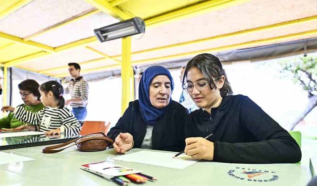 Yaşlı Evleri’nde kuşaklar arası etkileşim atölyesi