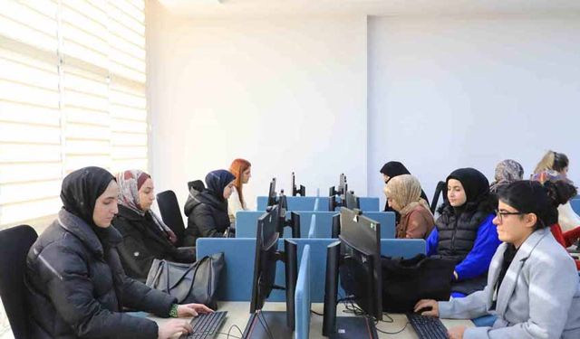 Elazığ Belediyesinde dijital eğitimler sürüyor