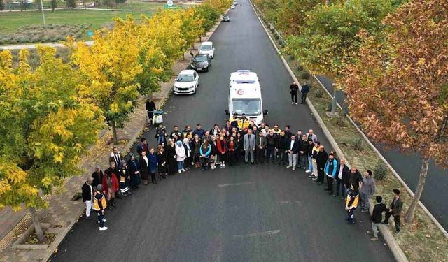 Diyarbakır’da trafikte fermuar sistemi uygulamalı anlatıldı