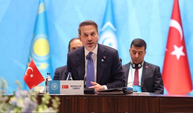 Bakan Bayraktar: "Doğudan batıya ‘yeşil enerji hattı’ çalışmaları başlıyor"