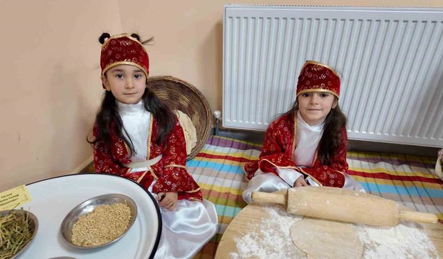 Yerli Malı Haftası’nda Van’ın kültürünü tanıttılar