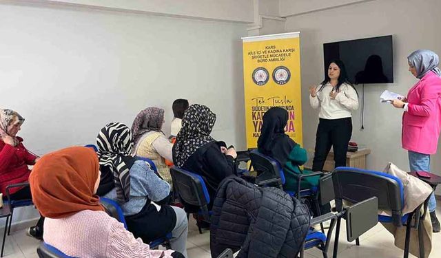 Kars’ta kadınlara KADES uygulaması tanıtıldı