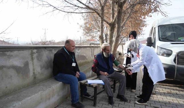 Muş’ta köy köy mobil sağlık taraması