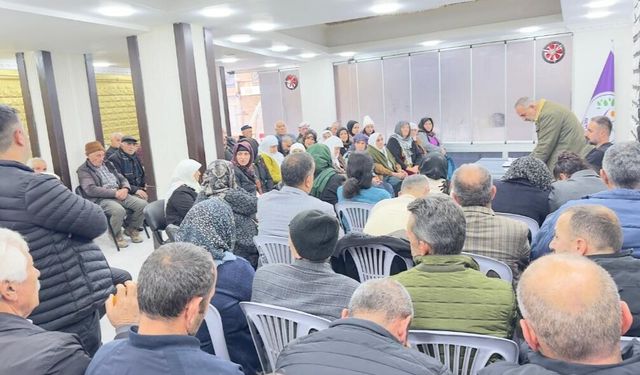 Hakkari’de DEM Parti İl Örgütü Barış Anneleri ile Bir Araya Geldi