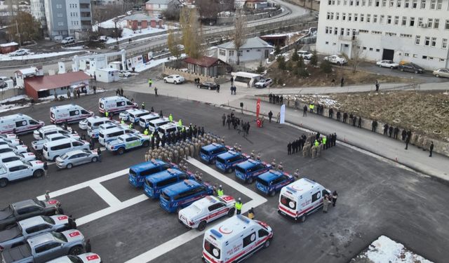 İçişleri Bakanlığı'ndan Hakkari'ye 45 Yeni araç