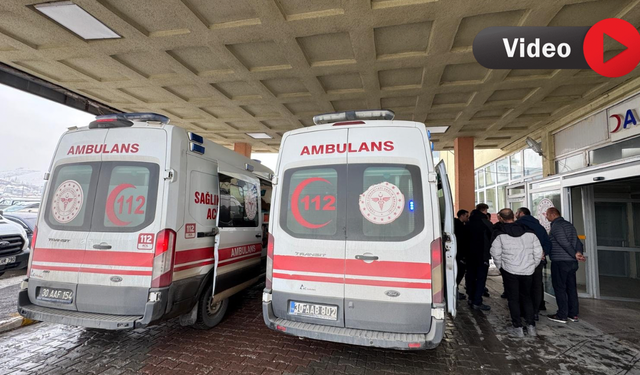 Yüksekova’da çok sayıda öğrenci zehirlenme şüphesiyle hastaneye kaldırıldı