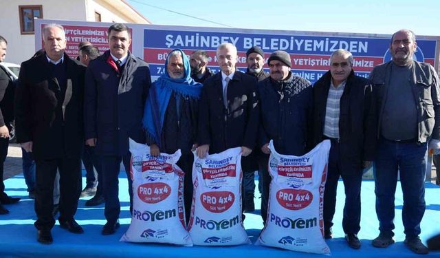 Şahinbey Belediyesinden hayvan yetiştiricilerine 7 bin ton yem desteği