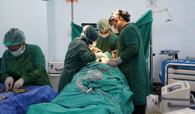 Batman’da Ağız ve Diş Sağlığı Hastanesinde bir ilk: Alt çene kırığı başarıyla tedavi edildi