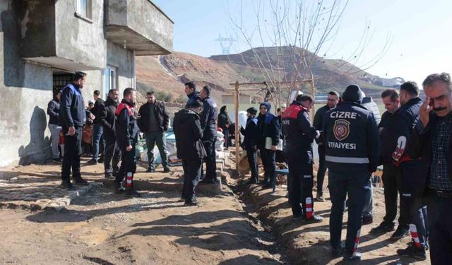 Cizre’de facianın eşiğinden dönüldü: Dev kayalar evi yerle bir etti