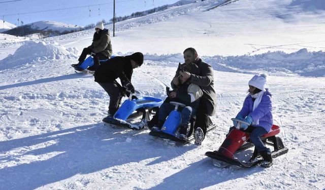 Kar yağışı sonrası Bitlis’te kayak tesislerinde yoğunluk